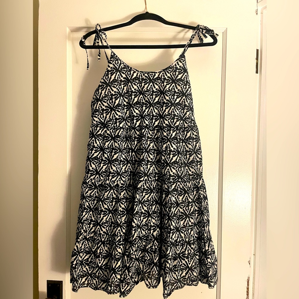 Adorable Vineyard Vines Sundress
